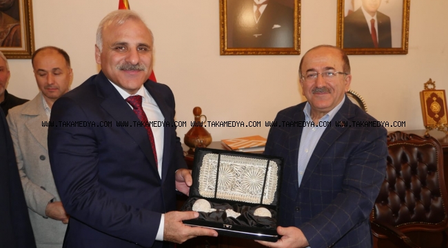 Başkan Gümrükçüoğlu, AK Parti Adayı Zorluoğlu'nu ağırladı