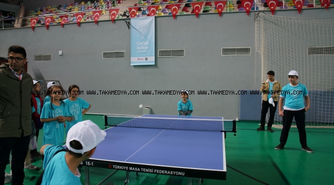 Uçan Raketler Trabzon’da 10 bin çocuğu masa tenisi ile buluşturacak