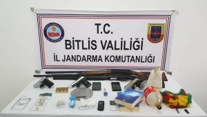 Bitlis’te Uyuşturucu Satıcılarına Yönelik Operasyonda 40 Şüpheli Gözaltına Alındı