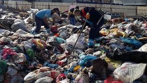 Kefen Parası Çöpe Gidince Belediye Alarma Geçti