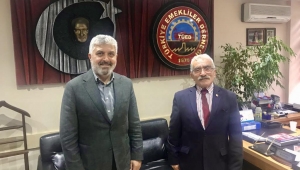  Dr. Adnan Günnar, Türkiye Emekliler Derneği (TÜED) Trabzon Şubesi'ni ziyaret etti.