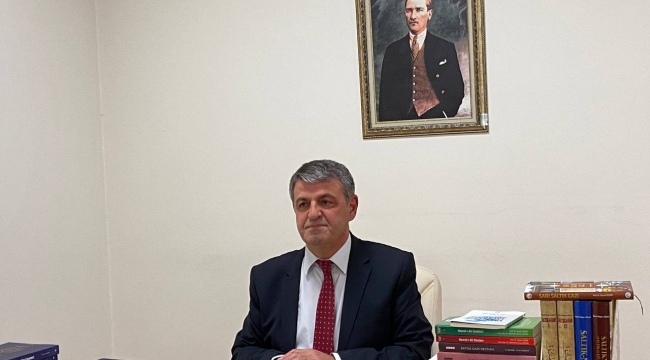  Prof. Dr. Necati Demir'in kaleminden Türk tarihinin ilk büyük hakanı Alp Er Tunga'nın destansı hikâyesi İnkilâp Kitabevi etiketiyle raflarda.
