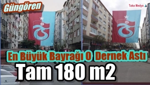 Trabzonspor'un Dev Bayrağını İstanbul'a Astılar