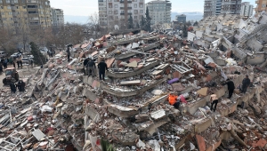 Trabzon Sivil Toplumu Depremzedelerin Yanında