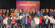Trabzonda başarılı sporcu ve kulüpler ödüllendirdi