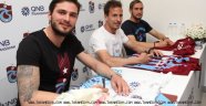 Trabzonspor'lu Yıldız Futbolcular İstanbul'da Sevenleri ile Buluştular